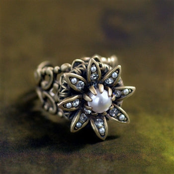 Wild Flower Daisy Ring