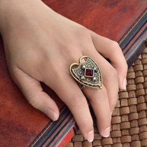 Renaissance Heart Ring R556