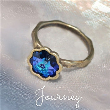 Vintage Crystal Flower Ring