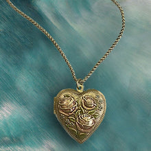 Load image into Gallery viewer, Victorian Heart Locket Necklace,