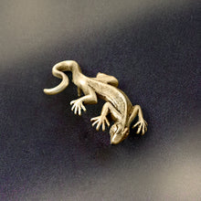Load image into Gallery viewer, Lizard Pin P664 - sweetromanceonlinejewelry