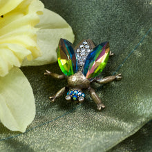 Load image into Gallery viewer, Bee Hat Pin P665 - sweetromanceonlinejewelry