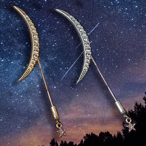 Crescent Moon Pin P674